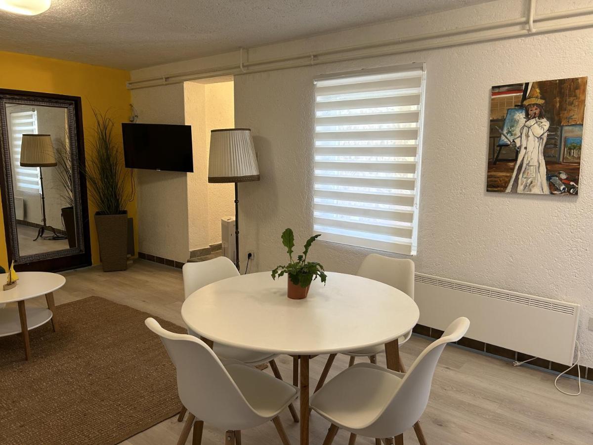 Apartma Peaceful With Patio *
